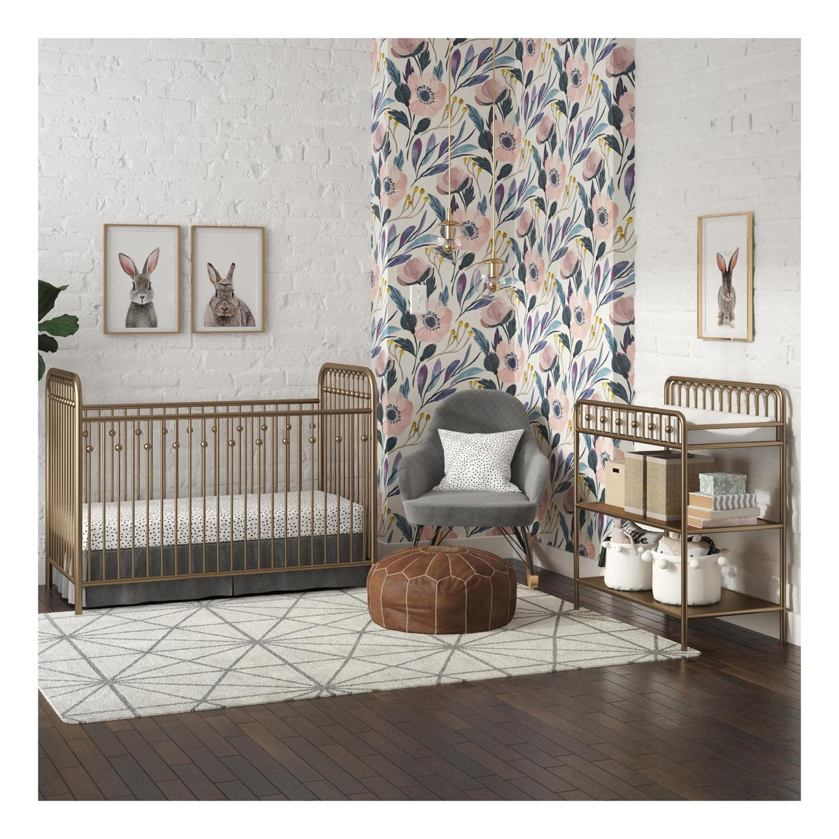 Metal Changing Table Q619